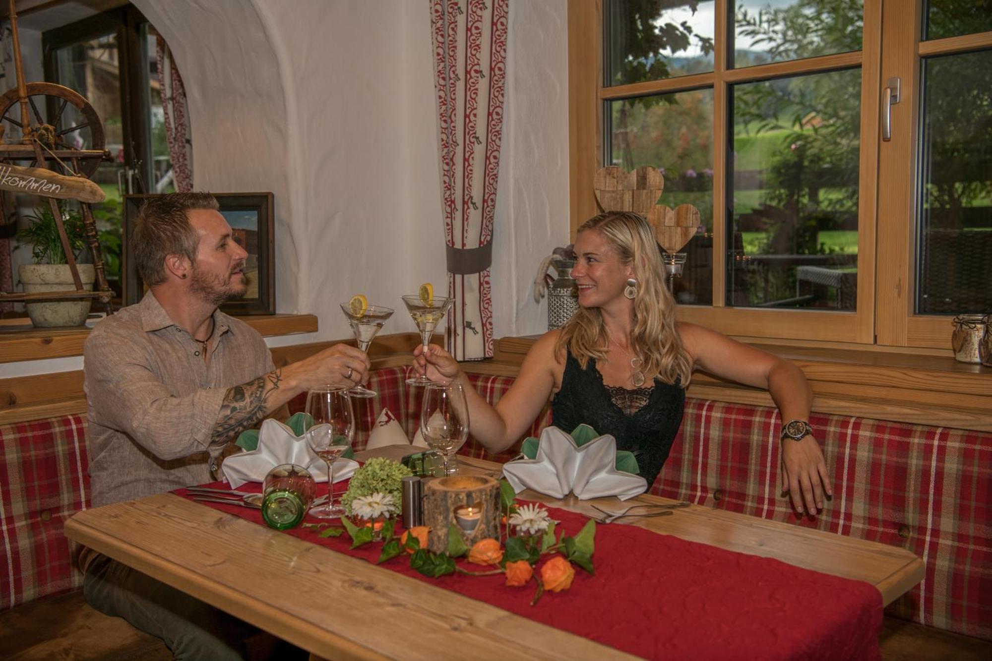 Gourmet-Hotel Gruenwald Leogang Bagian luar foto