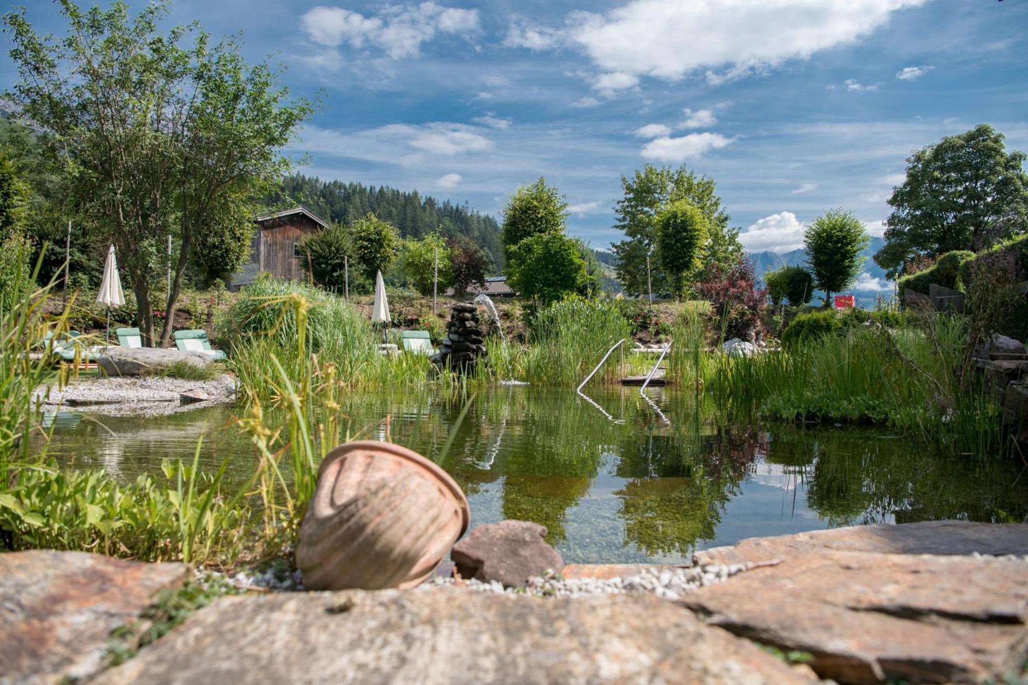 Gourmet-Hotel Gruenwald Leogang Bagian luar foto