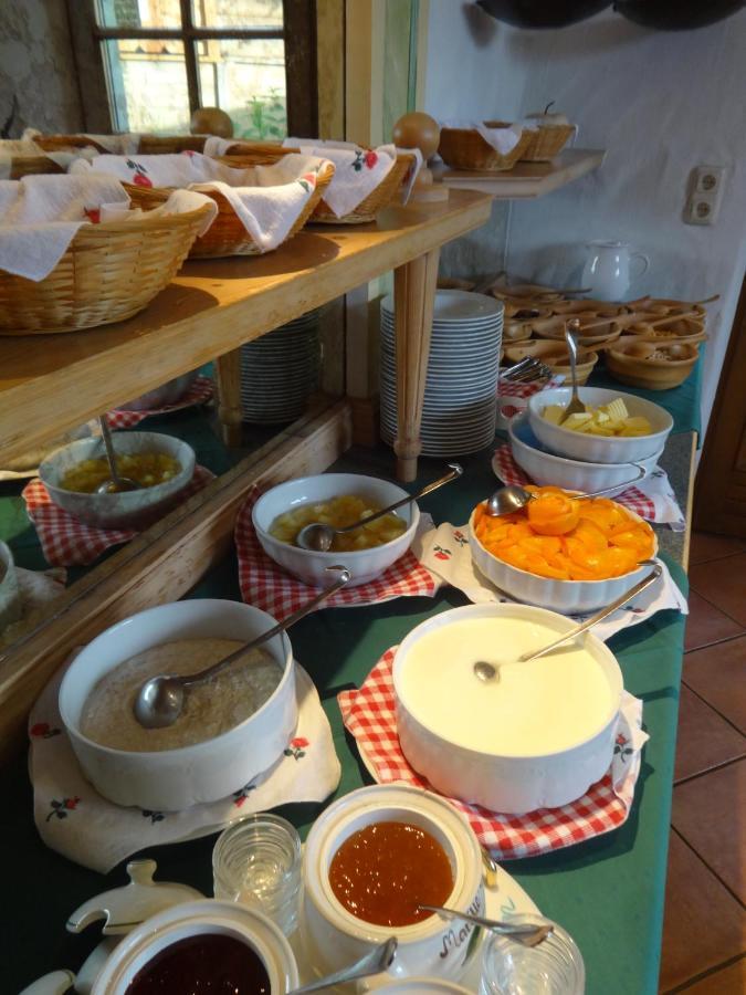 Gourmet-Hotel Gruenwald Leogang Bagian luar foto